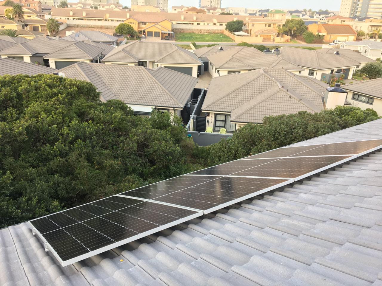 hartenmoss-electrical-solar-panels-roof